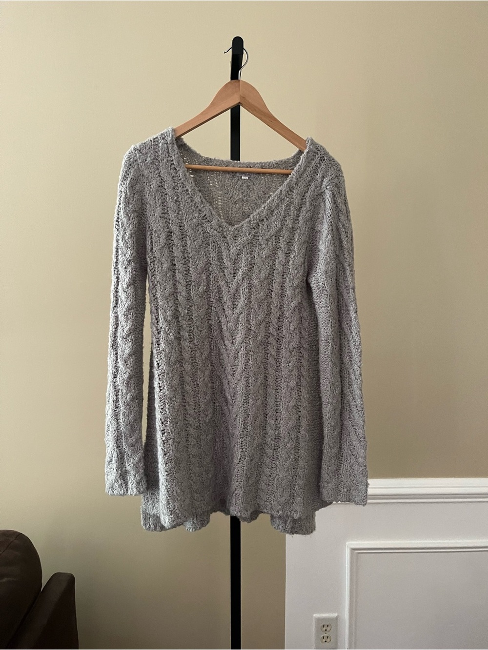 Vintage Cable Knit V-Neck Dress - Light Gray